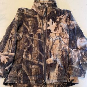 Lightweight Camouflage Columbia Fleece Jacket- youth size 6-7